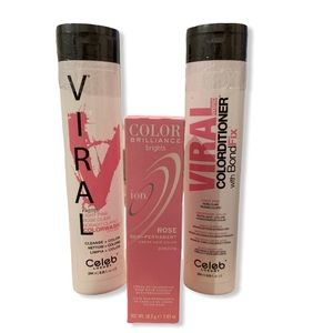 Celeb Luxury Light Pink Shampoo Conditioner color
